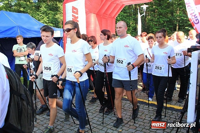 Zdjęcie w galerii na portalu naszraciborz.pl: Rekord Guinnessa w Nordic Walking w liczbach wiadomości z regionu