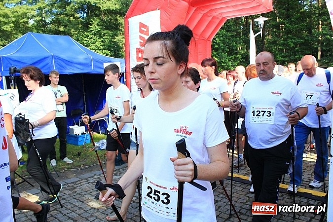 Zdjęcie w galerii na portalu naszraciborz.pl: Rekord Guinnessa w Nordic Walking w liczbach wiadomości z regionu