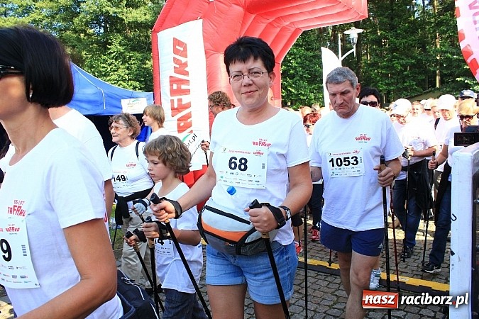 Zdjęcie w galerii na portalu naszraciborz.pl: Rekord Guinnessa w Nordic Walking w liczbach wiadomości z regionu