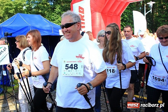 Zdjęcie w galerii na portalu naszraciborz.pl: Rekord Guinnessa w Nordic Walking w liczbach wiadomości z regionu
