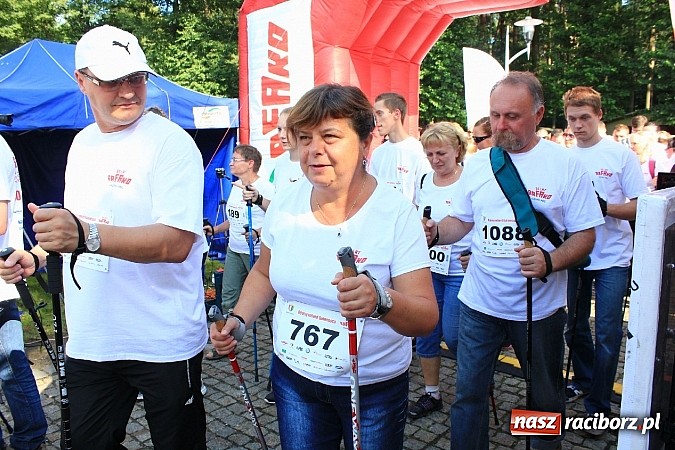 Zdjęcie w galerii na portalu naszraciborz.pl: Rekord Guinnessa w Nordic Walking w liczbach wiadomości z regionu