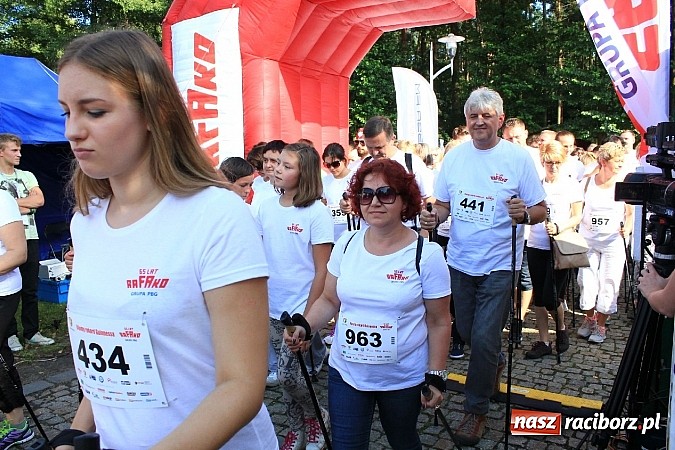 Zdjęcie w galerii na portalu naszraciborz.pl: Rekord Guinnessa w Nordic Walking w liczbach wiadomości z regionu