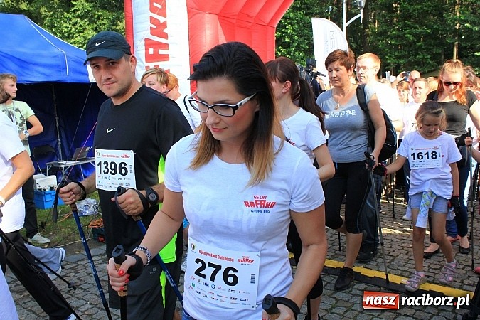 Zdjęcie w galerii na portalu naszraciborz.pl: Rekord Guinnessa w Nordic Walking w liczbach wiadomości z regionu