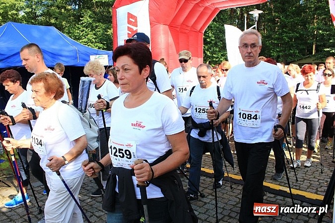 Zdjęcie w galerii na portalu naszraciborz.pl: Rekord Guinnessa w Nordic Walking w liczbach wiadomości z regionu