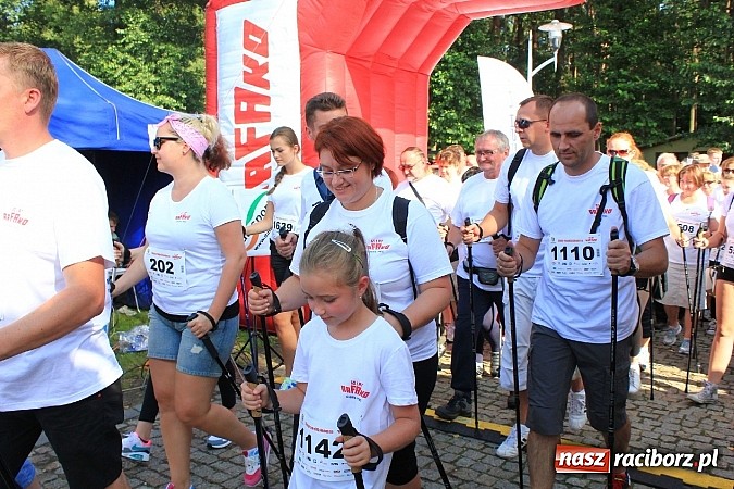 Zdjęcie w galerii na portalu naszraciborz.pl: Rekord Guinnessa w Nordic Walking w liczbach wiadomości z regionu