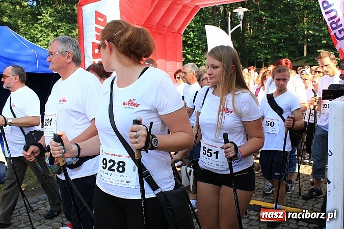 Zdjęcie w galerii na portalu naszraciborz.pl: Rekord Guinnessa w Nordic Walking w liczbach wiadomości z regionu