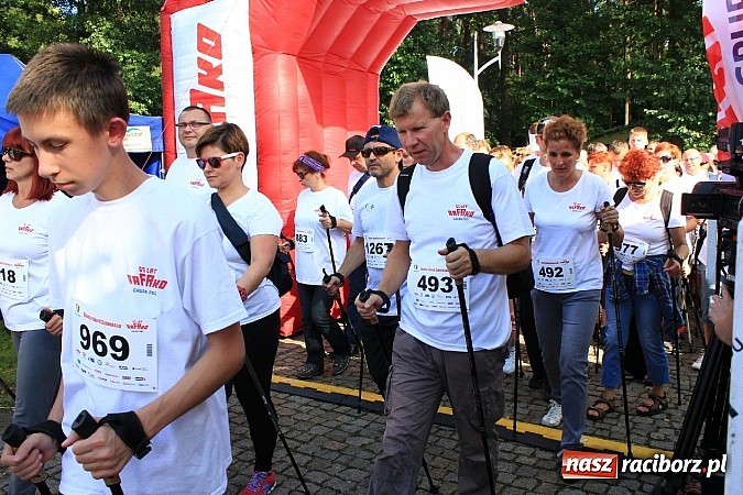 Zdjęcie w galerii na portalu naszraciborz.pl: Rekord Guinnessa w Nordic Walking w liczbach wiadomości z regionu