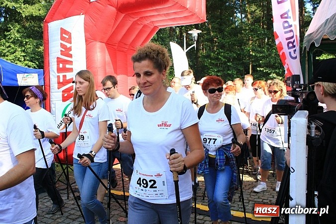 Zdjęcie w galerii na portalu naszraciborz.pl: Rekord Guinnessa w Nordic Walking w liczbach wiadomości z regionu