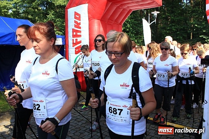 Zdjęcie w galerii na portalu naszraciborz.pl: Rekord Guinnessa w Nordic Walking w liczbach wiadomości z regionu