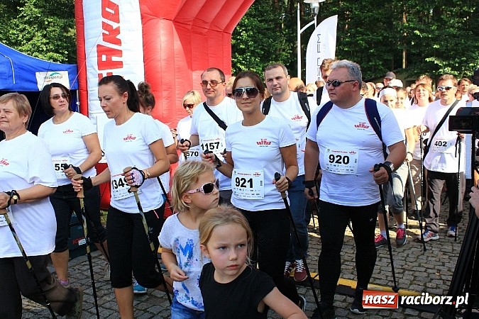 Zdjęcie w galerii na portalu naszraciborz.pl: Rekord Guinnessa w Nordic Walking w liczbach wiadomości z regionu