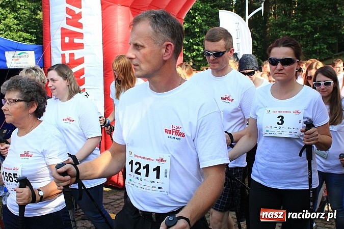 Zdjęcie w galerii na portalu naszraciborz.pl: Rekord Guinnessa w Nordic Walking w liczbach wiadomości z regionu