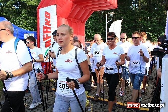 Zdjęcie w galerii na portalu naszraciborz.pl: Rekord Guinnessa w Nordic Walking w liczbach wiadomości z regionu