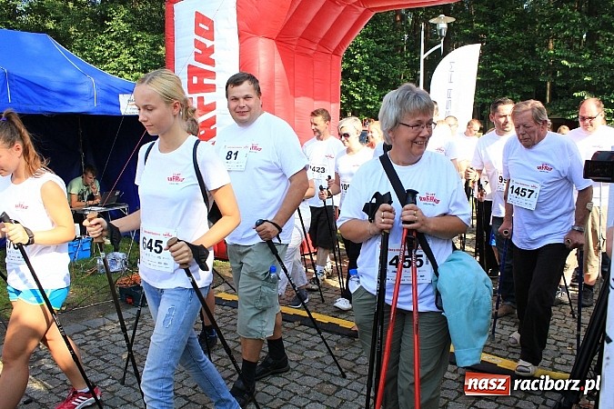 Zdjęcie w galerii na portalu naszraciborz.pl: Rekord Guinnessa w Nordic Walking w liczbach wiadomości z regionu