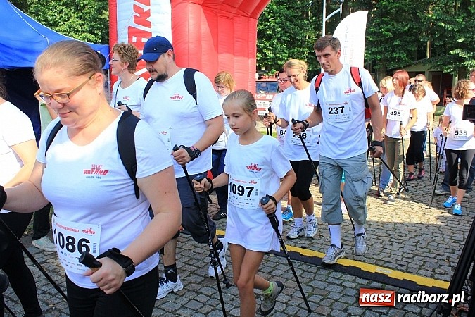 Zdjęcie w galerii na portalu naszraciborz.pl: Rekord Guinnessa w Nordic Walking w liczbach wiadomości z regionu