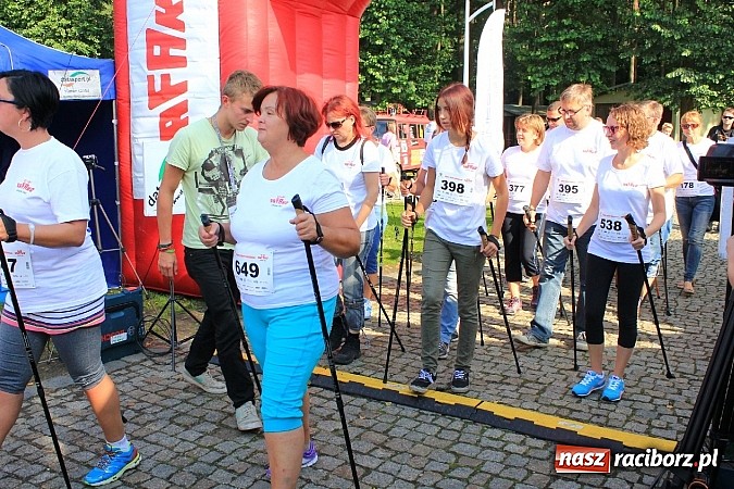 Zdjęcie w galerii na portalu naszraciborz.pl: Rekord Guinnessa w Nordic Walking w liczbach wiadomości z regionu