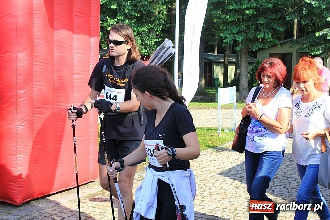 Zdjęcie w galerii na portalu naszraciborz.pl: Rekord Guinnessa w Nordic Walking w liczbach wiadomości z regionu
