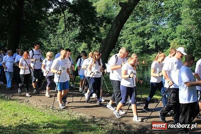 Zdjęcie w galerii na portalu naszraciborz.pl: Rekord Guinnessa w Nordic Walking w liczbach wiadomości z regionu
