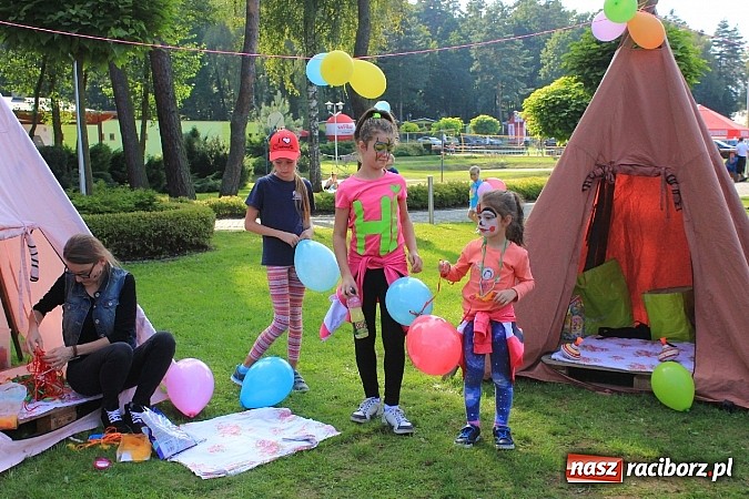 Zdjęcie w galerii na portalu naszraciborz.pl: Rekord Guinnessa w Nordic Walking w liczbach wiadomości z regionu