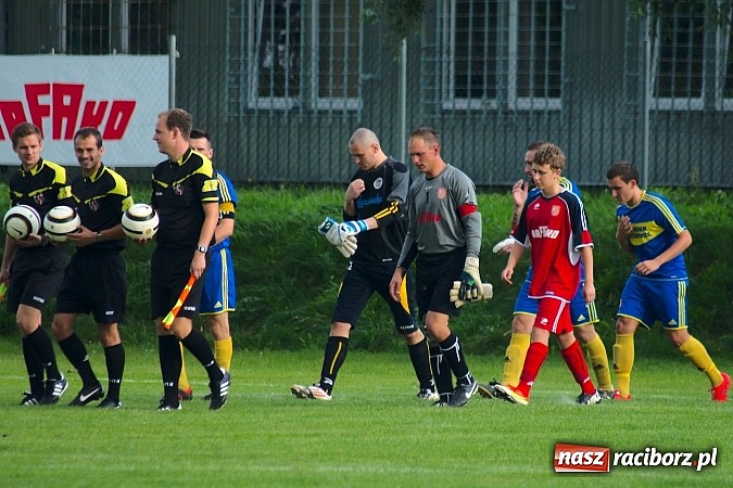 Zdjęcie w galerii na portalu naszraciborz.pl: Rafako zremisowało z osłabionym Rogowem. Kuriozalna pomyłka sędziego wiadomości z regionu
