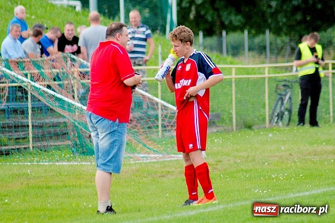 Zdjęcie w galerii na portalu naszraciborz.pl: Rafako zremisowało z osłabionym Rogowem. Kuriozalna pomyłka sędziego wiadomości z regionu