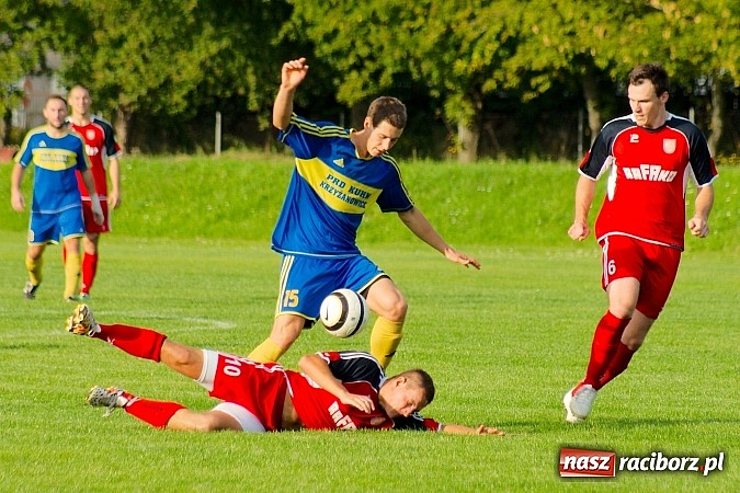 Zdjęcie w galerii na portalu naszraciborz.pl: Rafako zremisowało z osłabionym Rogowem. Kuriozalna pomyłka sędziego wiadomości z regionu