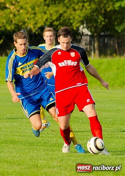 Zdjęcie w galerii na portalu naszraciborz.pl: Rafako zremisowało z osłabionym Rogowem. Kuriozalna pomyłka sędziego wiadomości z regionu