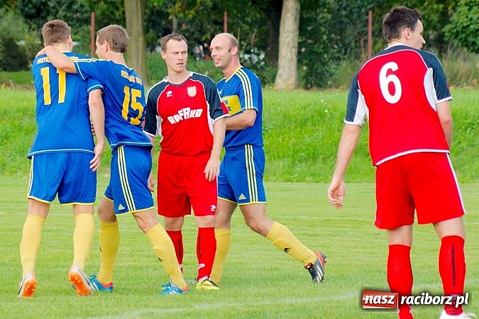 Zdjęcie w galerii na portalu naszraciborz.pl: Rafako zremisowało z osłabionym Rogowem. Kuriozalna pomyłka sędziego wiadomości z regionu