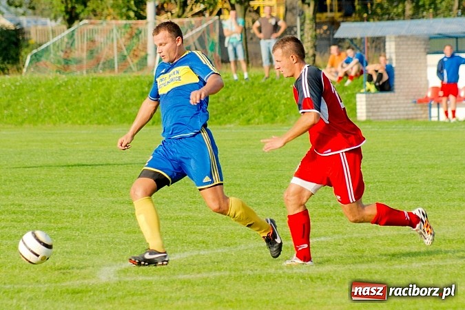 Zdjęcie w galerii na portalu naszraciborz.pl: Rafako zremisowało z osłabionym Rogowem. Kuriozalna pomyłka sędziego wiadomości z regionu