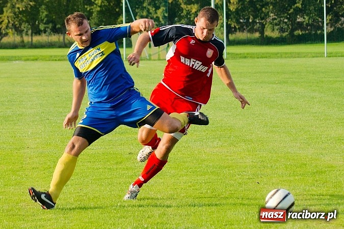 Zdjęcie w galerii na portalu naszraciborz.pl: Rafako zremisowało z osłabionym Rogowem. Kuriozalna pomyłka sędziego wiadomości z regionu