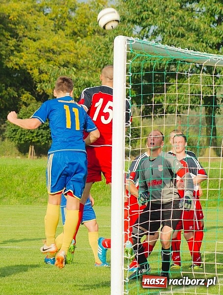 Zdjęcie w galerii na portalu naszraciborz.pl: Rafako zremisowało z osłabionym Rogowem. Kuriozalna pomyłka sędziego wiadomości z regionu