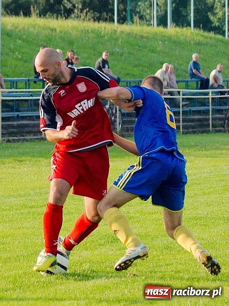 Zdjęcie w galerii na portalu naszraciborz.pl: Rafako zremisowało z osłabionym Rogowem. Kuriozalna pomyłka sędziego wiadomości z regionu
