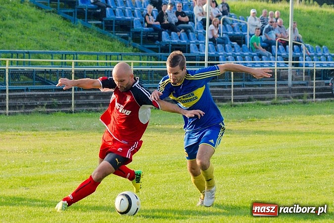 Zdjęcie w galerii na portalu naszraciborz.pl: Rafako zremisowało z osłabionym Rogowem. Kuriozalna pomyłka sędziego wiadomości z regionu