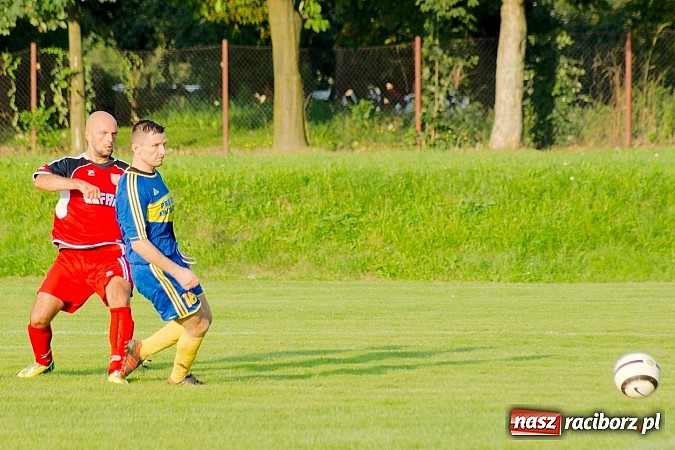 Zdjęcie w galerii na portalu naszraciborz.pl: Rafako zremisowało z osłabionym Rogowem. Kuriozalna pomyłka sędziego wiadomości z regionu
