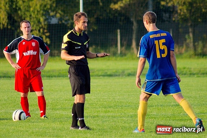 Zdjęcie w galerii na portalu naszraciborz.pl: Rafako zremisowało z osłabionym Rogowem. Kuriozalna pomyłka sędziego wiadomości z regionu