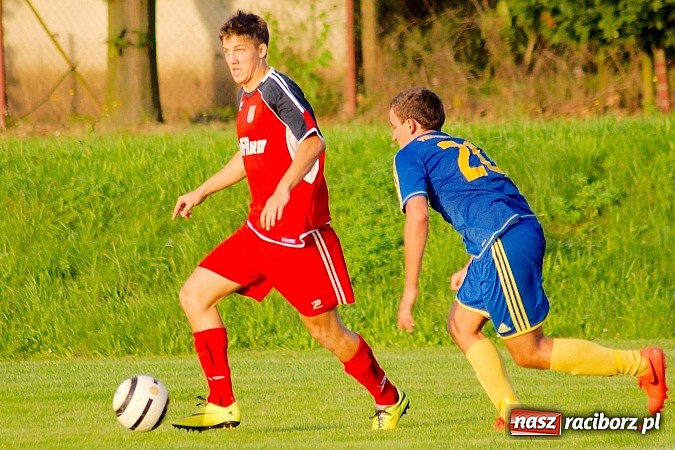 Zdjęcie w galerii na portalu naszraciborz.pl: Rafako zremisowało z osłabionym Rogowem. Kuriozalna pomyłka sędziego wiadomości z regionu