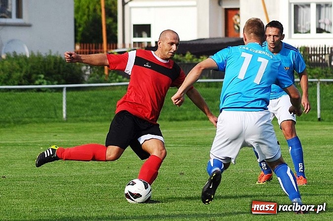 Zdjęcie w galerii na portalu naszraciborz.pl: Niewykorzystane sytuacje się mszczą. Podział punktów w Studziennej wiadomości z regionu