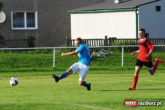 Zdjęcie w galerii na portalu naszraciborz.pl: Niewykorzystane sytuacje się mszczą. Podział punktów w Studziennej wiadomości z regionu