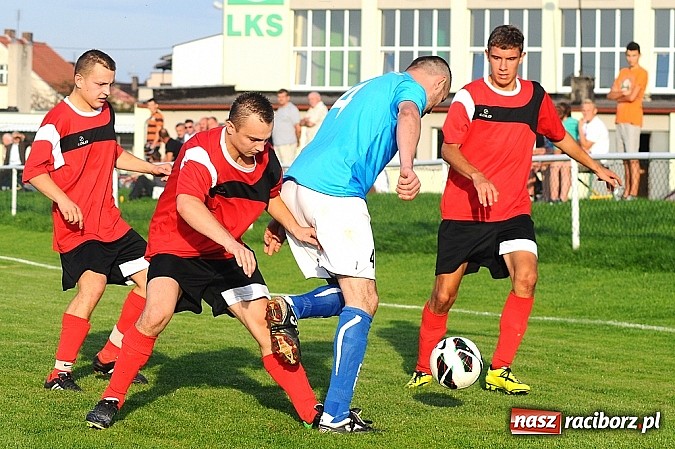Zdjęcie w galerii na portalu naszraciborz.pl: Niewykorzystane sytuacje się mszczą. Podział punktów w Studziennej wiadomości z regionu