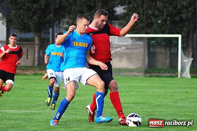 Zdjęcie w galerii na portalu naszraciborz.pl: Niewykorzystane sytuacje się mszczą. Podział punktów w Studziennej wiadomości z regionu