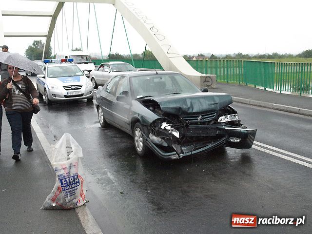 Zdjęcie w galerii na portalu naszraciborz.pl: Jedna KRAKSA, potężne KORKI wiadomości z regionu