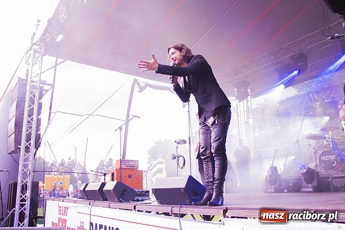 Zdjęcie w galerii na portalu naszraciborz.pl: Pectus i Paranienormalni gwiazdami 65. urodzin Rafako   wiadomości z regionu