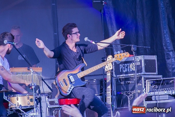 Zdjęcie w galerii na portalu naszraciborz.pl: Pectus i Paranienormalni gwiazdami 65. urodzin Rafako   wiadomości z regionu