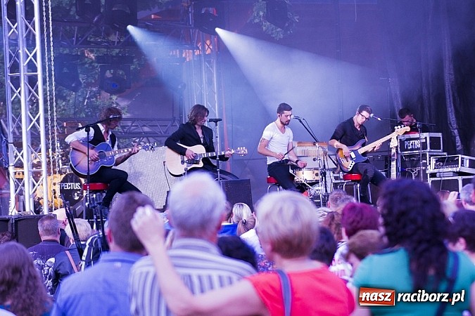 Zdjęcie w galerii na portalu naszraciborz.pl: Pectus i Paranienormalni gwiazdami 65. urodzin Rafako   wiadomości z regionu