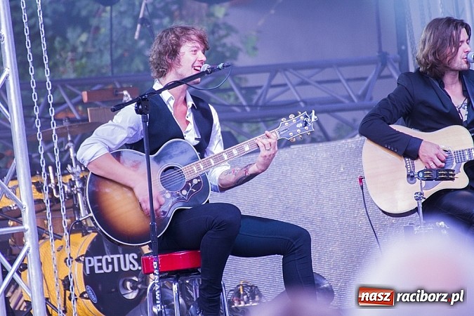 Zdjęcie w galerii na portalu naszraciborz.pl: Pectus i Paranienormalni gwiazdami 65. urodzin Rafako   wiadomości z regionu