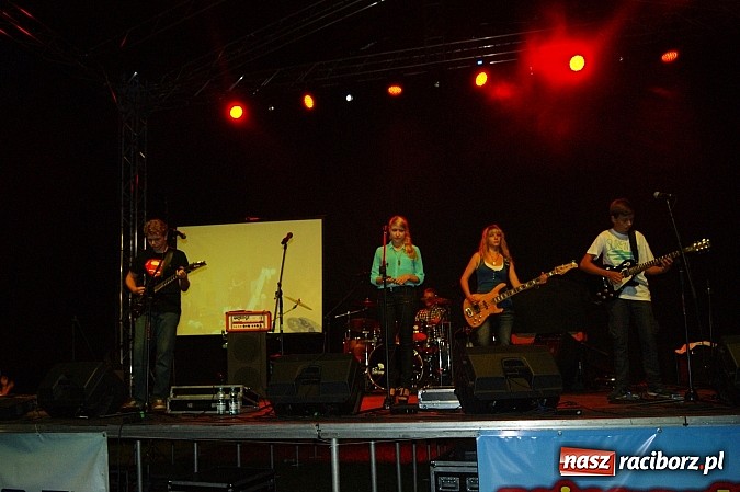 Zdjęcie w galerii na portalu naszraciborz.pl: Kuźnia Raciborska żegna lato 2014 wiadomości z regionu