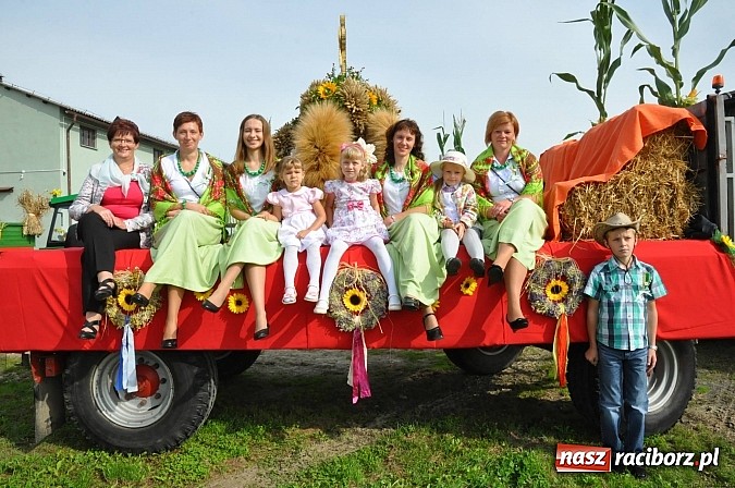 Zdjęcie w galerii na portalu naszraciborz.pl: Dożynki gminy Pietrowice Wlk. - Pawłów 2014 wiadomości z regionu