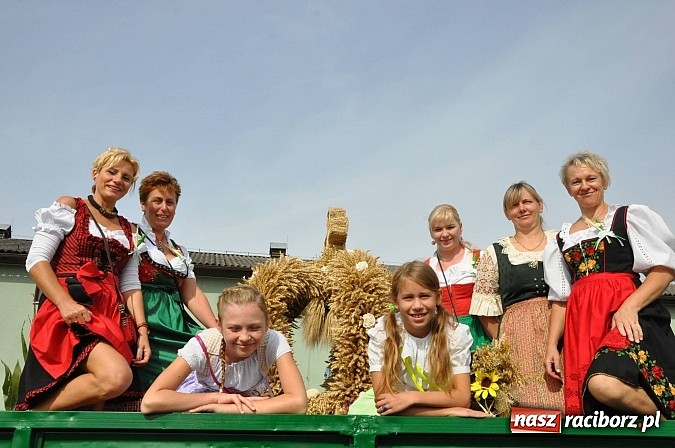 Zdjęcie w galerii na portalu naszraciborz.pl: Dożynki gminy Pietrowice Wlk. - Pawłów 2014 wiadomości z regionu