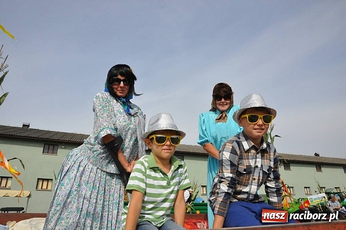 Zdjęcie w galerii na portalu naszraciborz.pl: Dożynki gminy Pietrowice Wlk. - Pawłów 2014 wiadomości z regionu