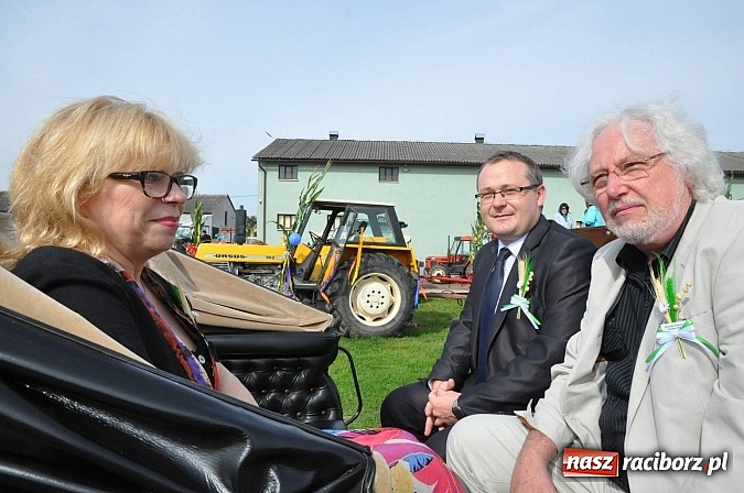 Zdjęcie w galerii na portalu naszraciborz.pl: Dożynki gminy Pietrowice Wlk. - Pawłów 2014 wiadomości z regionu