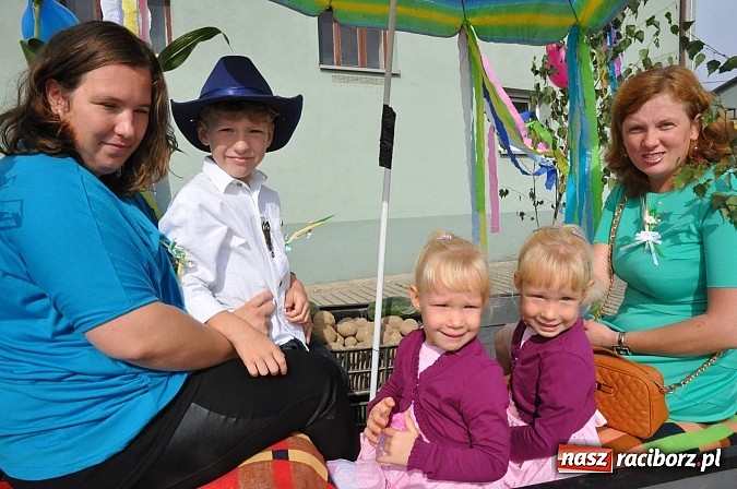 Zdjęcie w galerii na portalu naszraciborz.pl: Dożynki gminy Pietrowice Wlk. - Pawłów 2014 wiadomości z regionu